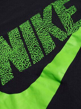 -L- NIKE Cotton Sportswear Textured Logo Shirt | Athletic Casual Mens Fashion